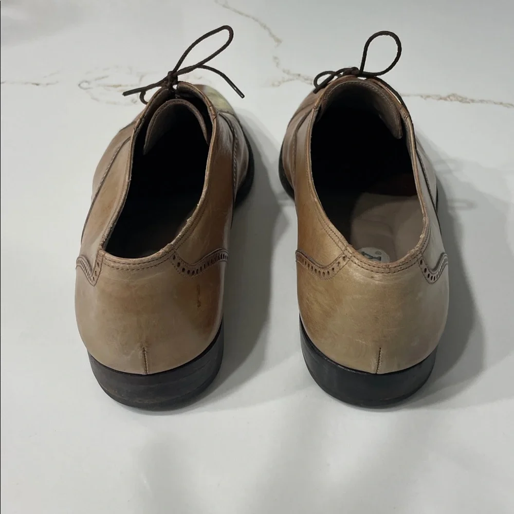 Bally Men's Winston Brogue Captoe Tan Leather Lace-Up Oxford Shoes | 10 - Picture 3 of 9